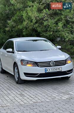 Седан Volkswagen Passat 2012 в Дергачах