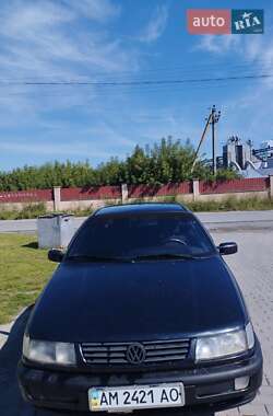 Седан Volkswagen Passat 1996 в Ружині