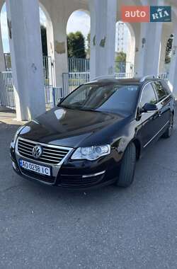 Універсал Volkswagen Passat 2009 в 
