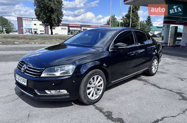 Седан Volkswagen Passat 2011 в Гадяче