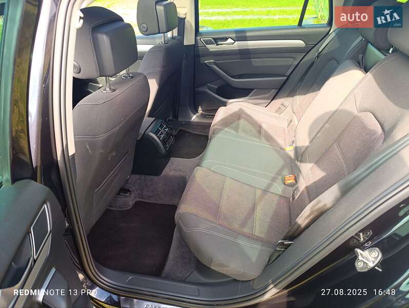 Універсал Volkswagen Passat 2015 в Миколаєві