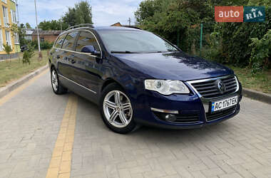 Універсал Volkswagen Passat 2008 в Луцьку