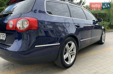 Универсал Volkswagen Passat 2008 в Луцке