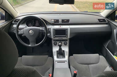 Универсал Volkswagen Passat 2008 в Луцке