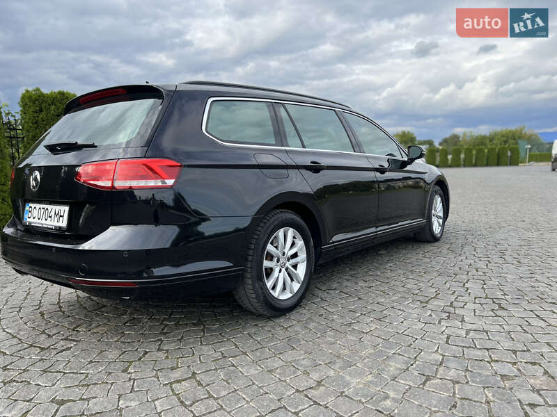 Универсал Volkswagen Passat 2016 в Жовкве