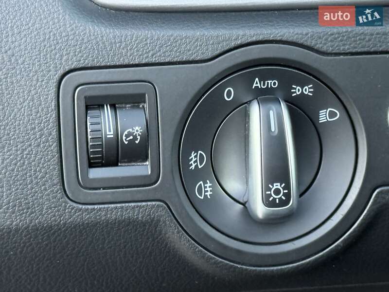 Универсал Volkswagen Passat 2014 в Черновцах фото 14 Универсал Volkswagen Passat 2014 в Черновцах