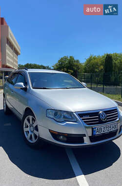 Універсал Volkswagen Passat 2010 в Вінниці
