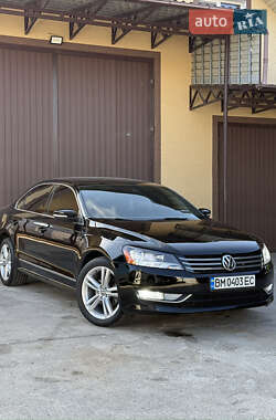 Седан Volkswagen Passat 2014 в Киеве