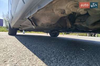 Универсал Volkswagen Passat 2004 в  фото 5 Универсал Volkswagen Passat 2004 в