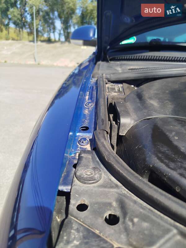 Універсал Volkswagen Passat 2004 в Овручі