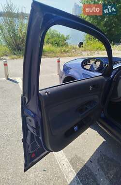 Универсал Volkswagen Passat 2004 в  фото 39 Универсал Volkswagen Passat 2004 в