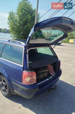 Универсал Volkswagen Passat 2004 в  фото 46 Универсал Volkswagen Passat 2004 в