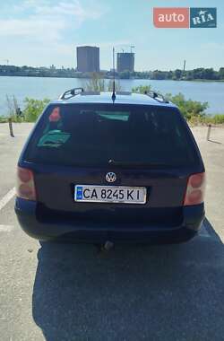 Универсал Volkswagen Passat 2004 в  фото 49 Универсал Volkswagen Passat 2004 в
