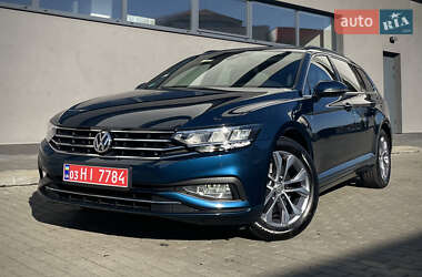 Універсал Volkswagen Passat 2020 в Мукачевому