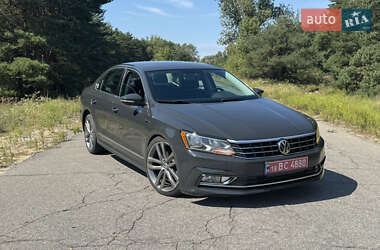 Седан Volkswagen Passat 2017 в Кременчуге