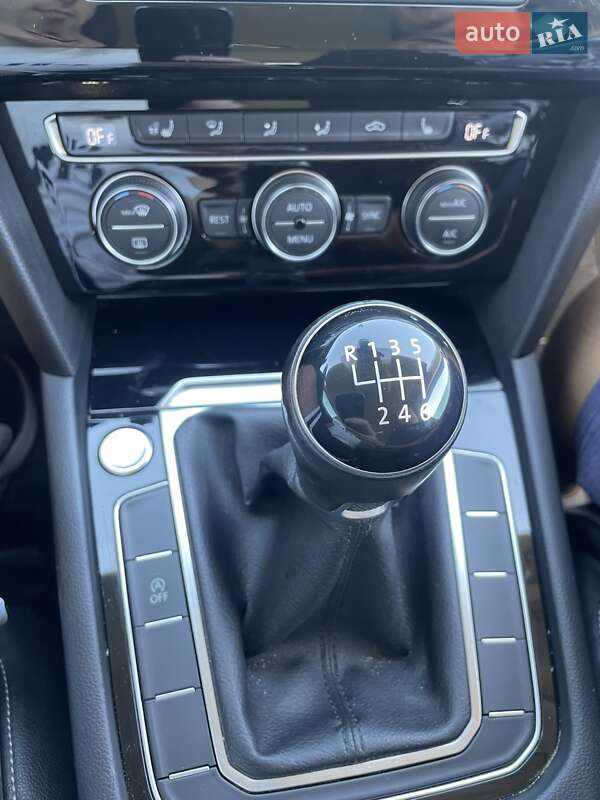 Универсал Volkswagen Passat 2016 в Покрове фото 8 Универсал Volkswagen Passat 2016 в Покрове