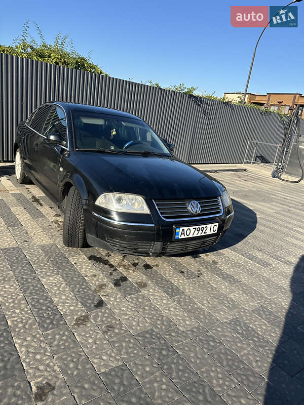 Седан Volkswagen Passat 2001 в Ужгороді