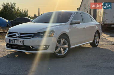 Седан Volkswagen Passat 2014 в Днепре