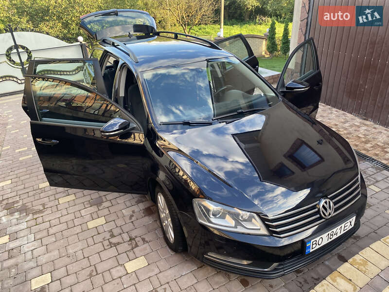 Универсал Volkswagen Passat 2011 в Бучаче