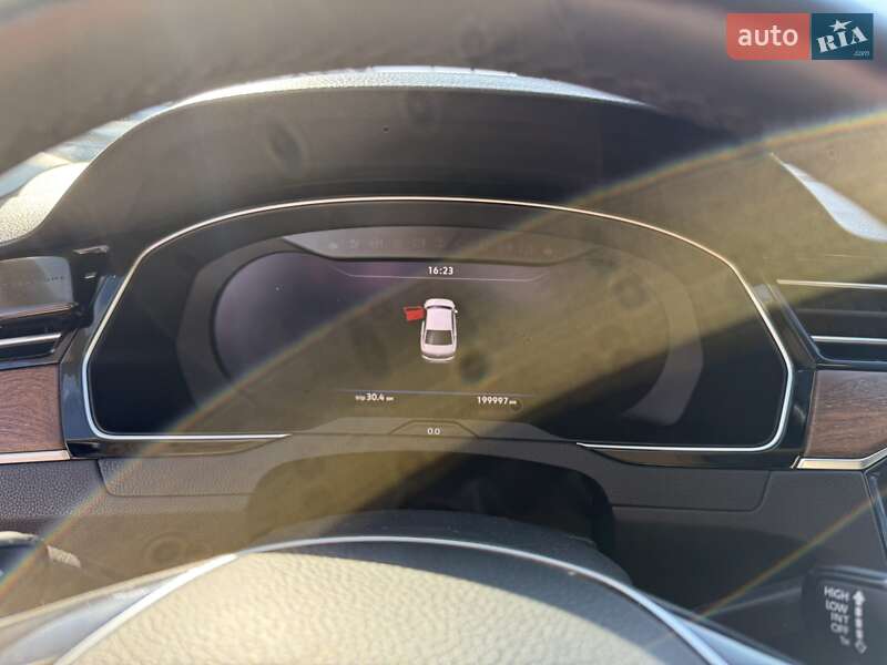 Седан Volkswagen Passat 2018 в Тернополе