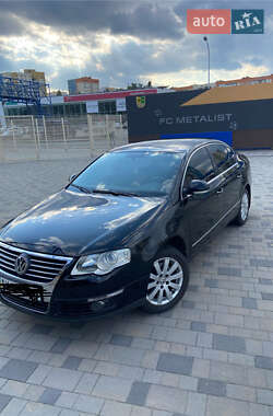 Седан Volkswagen Passat 2007 в Харкові