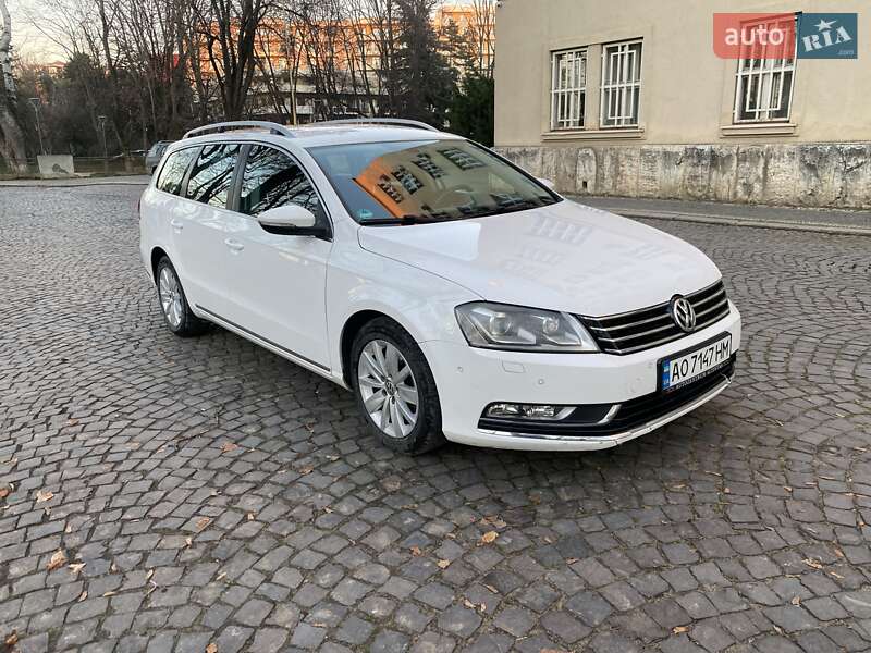 Универсал Volkswagen Passat 2011 в Ужгороде