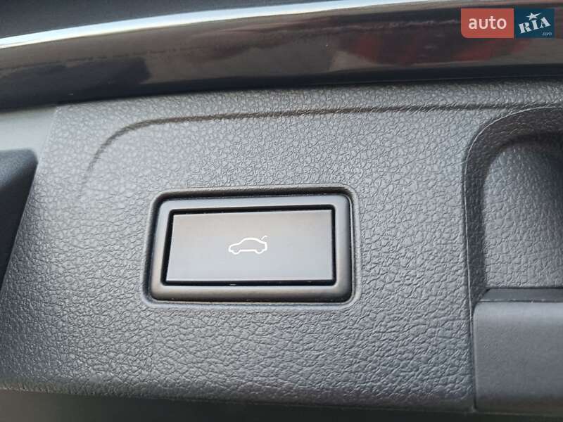 Універсал Volkswagen Passat 2019 в Коломиї