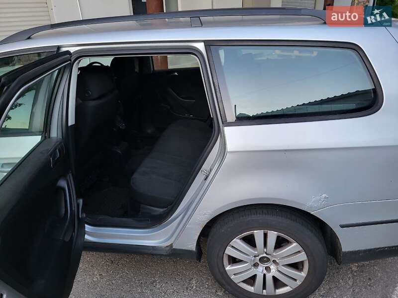 Универсал Volkswagen Passat 2005 в Киеве фото 2 Универсал Volkswagen Passat 2005 в Киеве