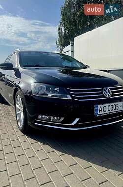 Универсал Volkswagen Passat 2012 в 
