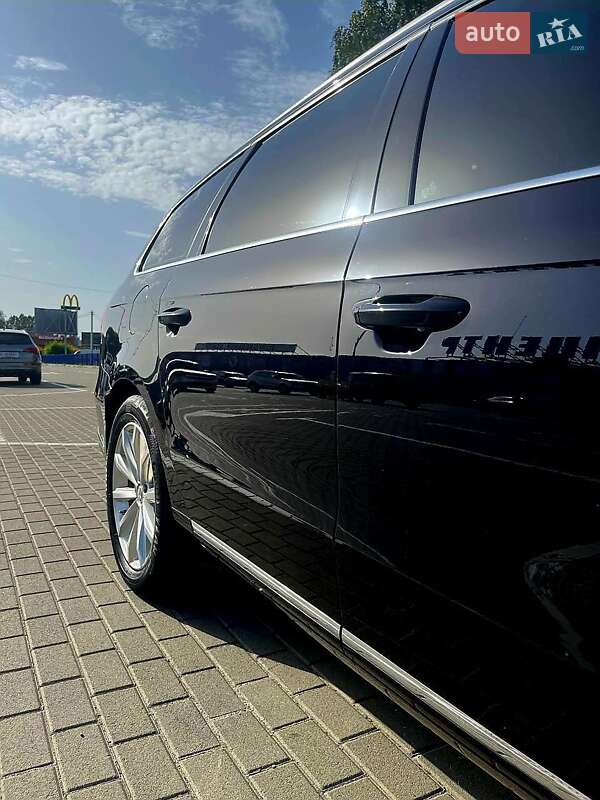 Універсал Volkswagen Passat 2012 в Ковелі