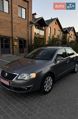 Седан Volkswagen Passat 2006 в Виннице