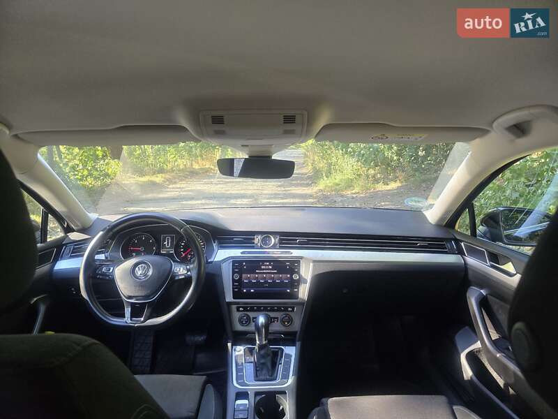 Универсал Volkswagen Passat 2018 в Черновцах
