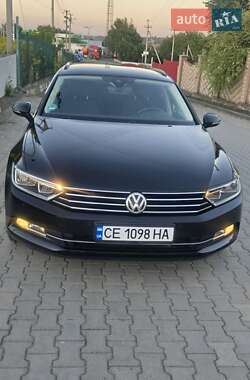 Універсал Volkswagen Passat 2018 в Чернівцях