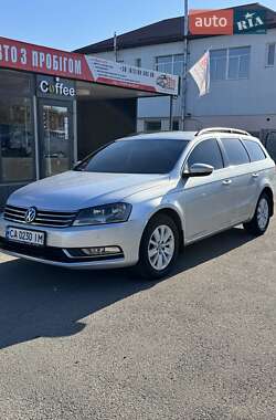 Універсал Volkswagen Passat 2010 в Кам'янці