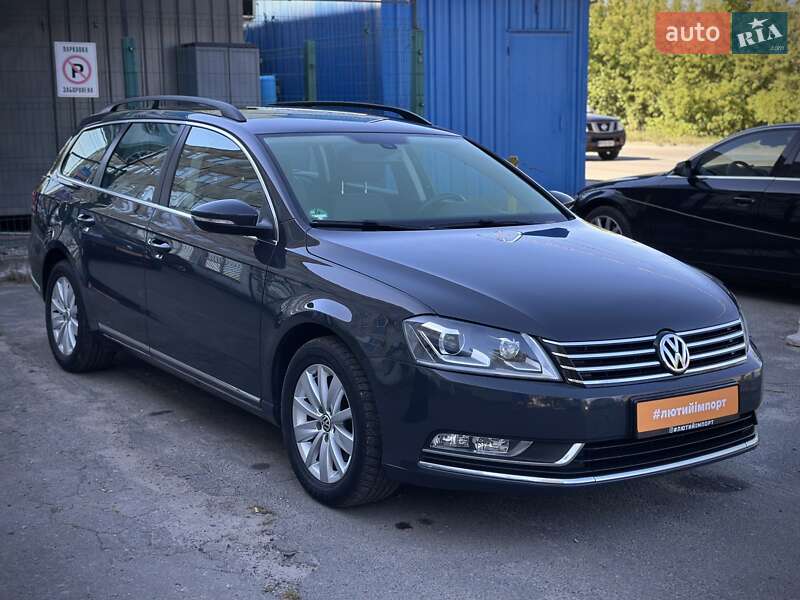 Универсал Volkswagen Passat 2011 в Сумах