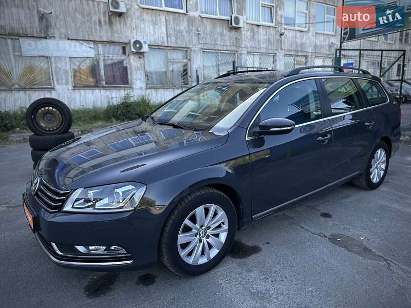 Универсал Volkswagen Passat 2011 в Сумах