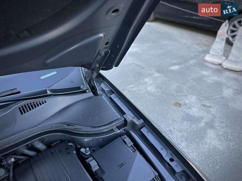 Универсал Volkswagen Passat 2011 в Сумах