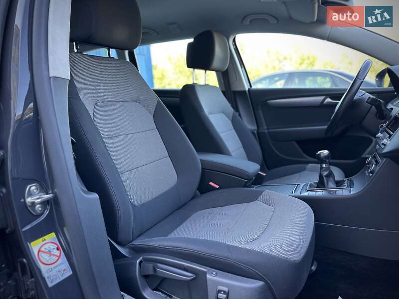 Универсал Volkswagen Passat 2011 в Сумах