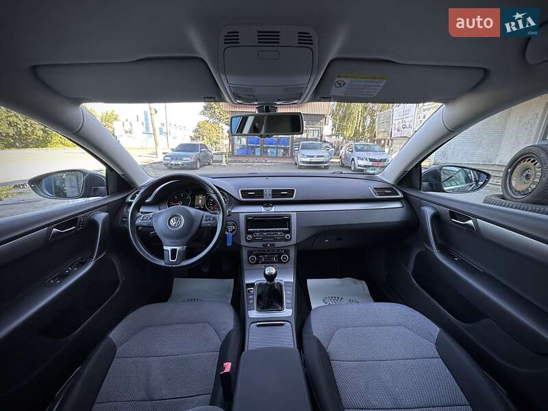 Универсал Volkswagen Passat 2011 в Сумах