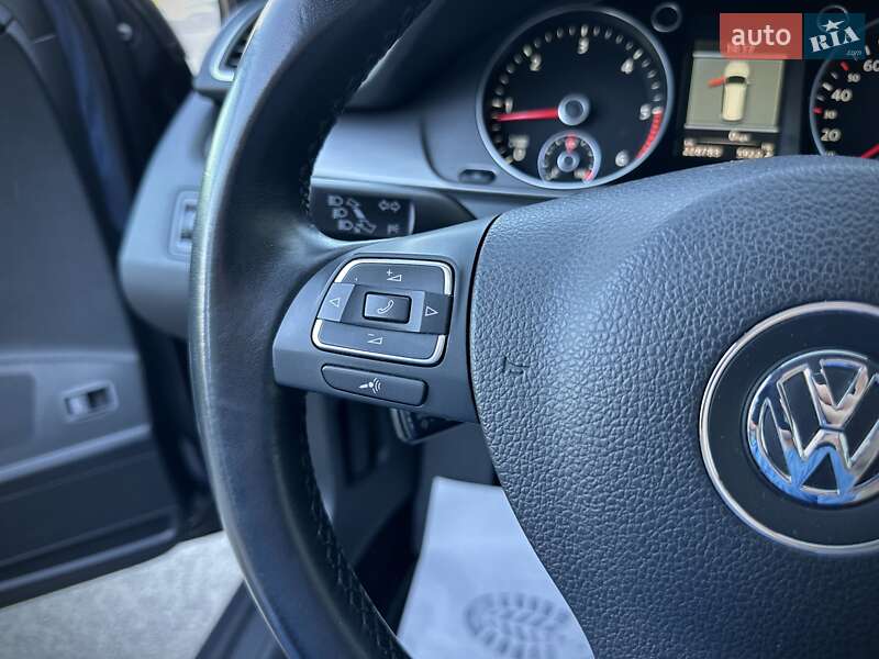 Универсал Volkswagen Passat 2011 в Сумах