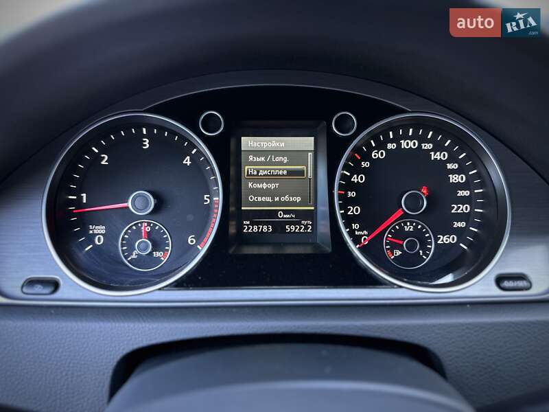 Универсал Volkswagen Passat 2011 в Сумах