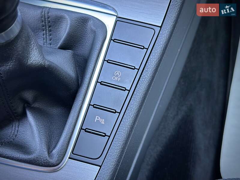 Универсал Volkswagen Passat 2011 в Сумах