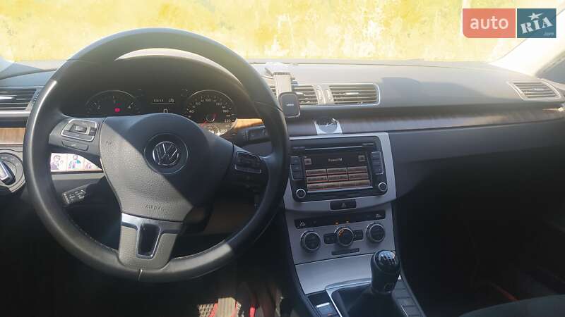 Седан Volkswagen Passat 2014 в Змиеве фото 7 Седан Volkswagen Passat 2014 в Змиеве