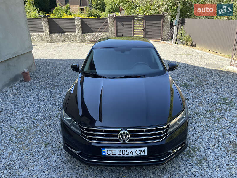 Седан Volkswagen Passat 2016 в Черновцах