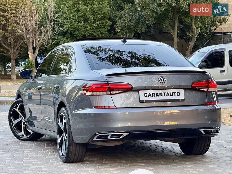 Седан Volkswagen Passat 2020 в Одессе