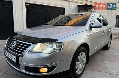 Седан Volkswagen Passat 2006 в Одессе