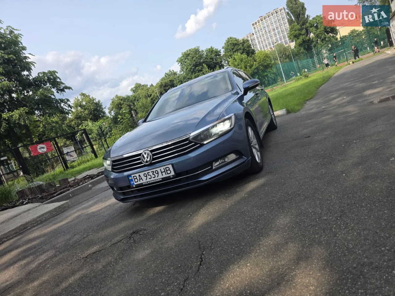2016 Volkswagen Passat - мініатюра 19