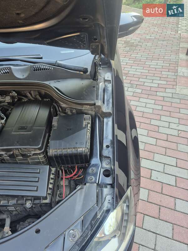 Универсал Volkswagen Passat 2013 в Хмельницком