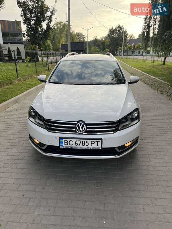 Volkswagen Passat 2011