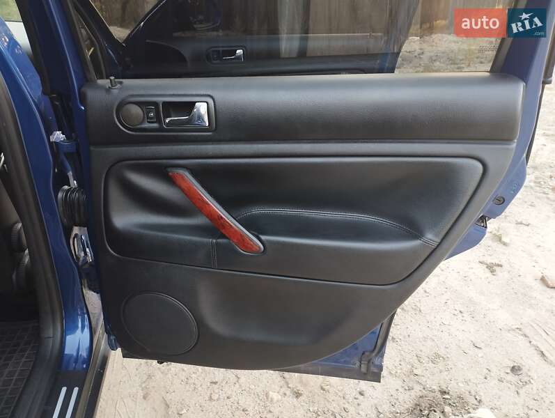 Универсал Volkswagen Passat 2002 в Житомире фото 29 Универсал Volkswagen Passat 2002 в Житомире